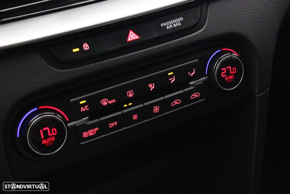 Kia XCeed 1.6 GDi PHEV Drive — fotografia 23