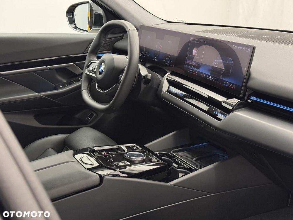 BMW Seria 5 - 22
