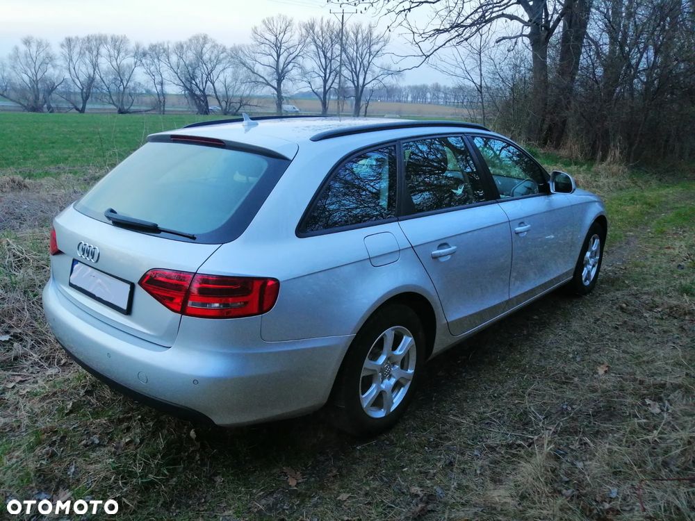 Audi A4 Avant - 4
