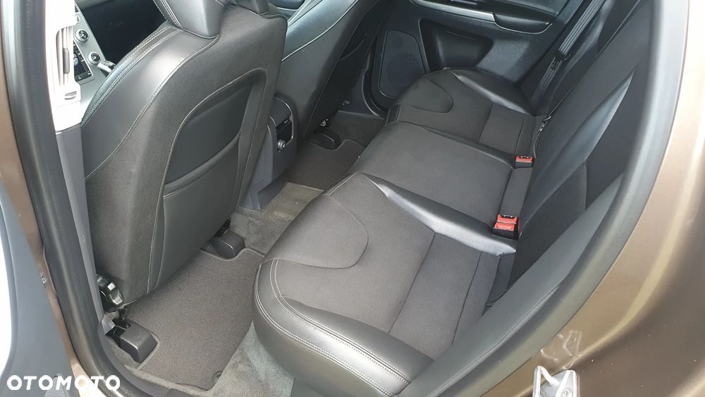 Volvo XC 60 - 9