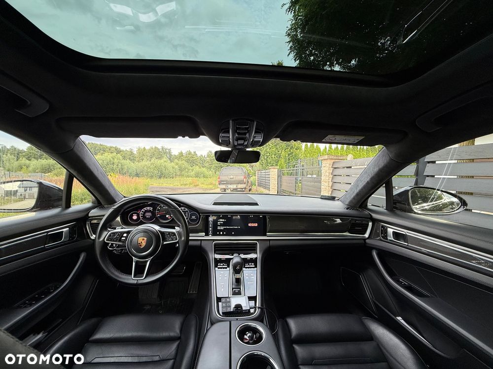 Porsche Panamera Turbo - 15