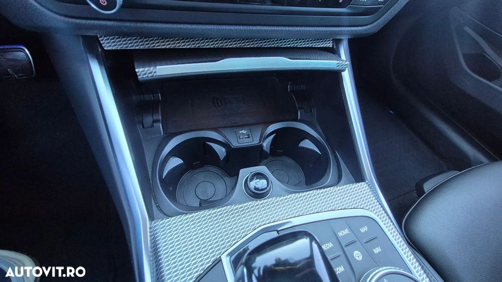 BMW Seria 3 318d Aut. Edition M Sport Shadow - 37