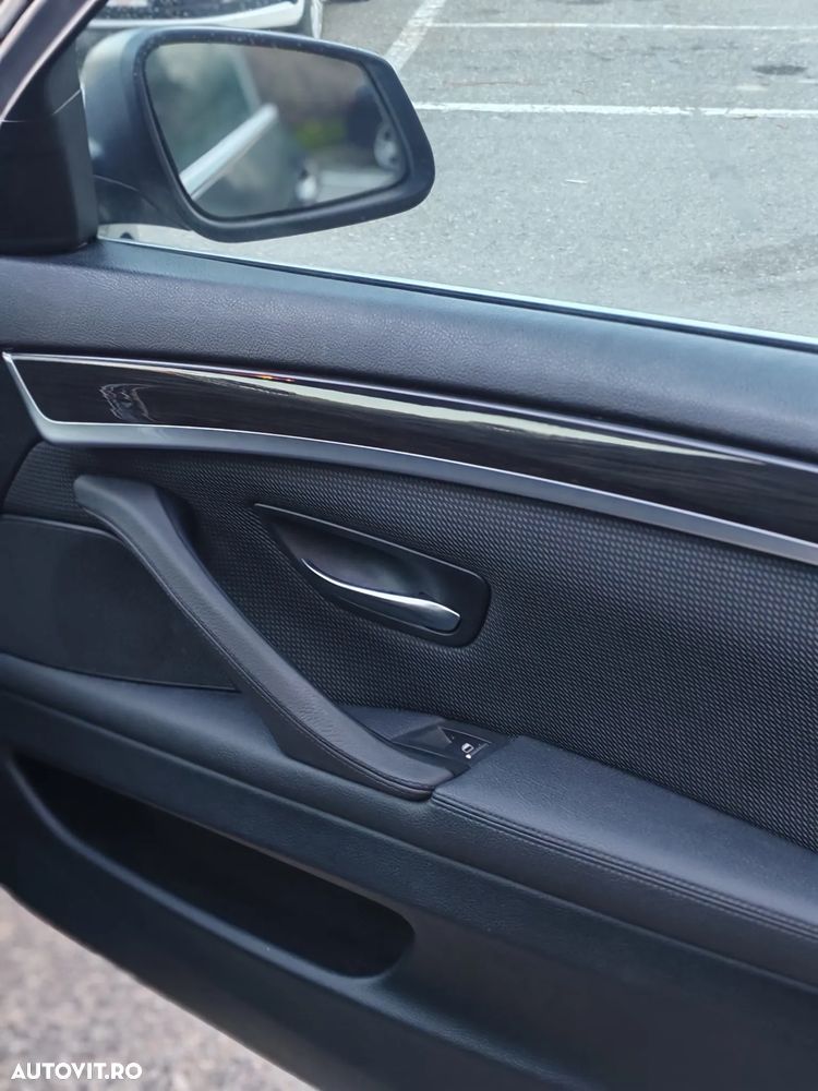 BMW Seria 5 520d Aut. - 22