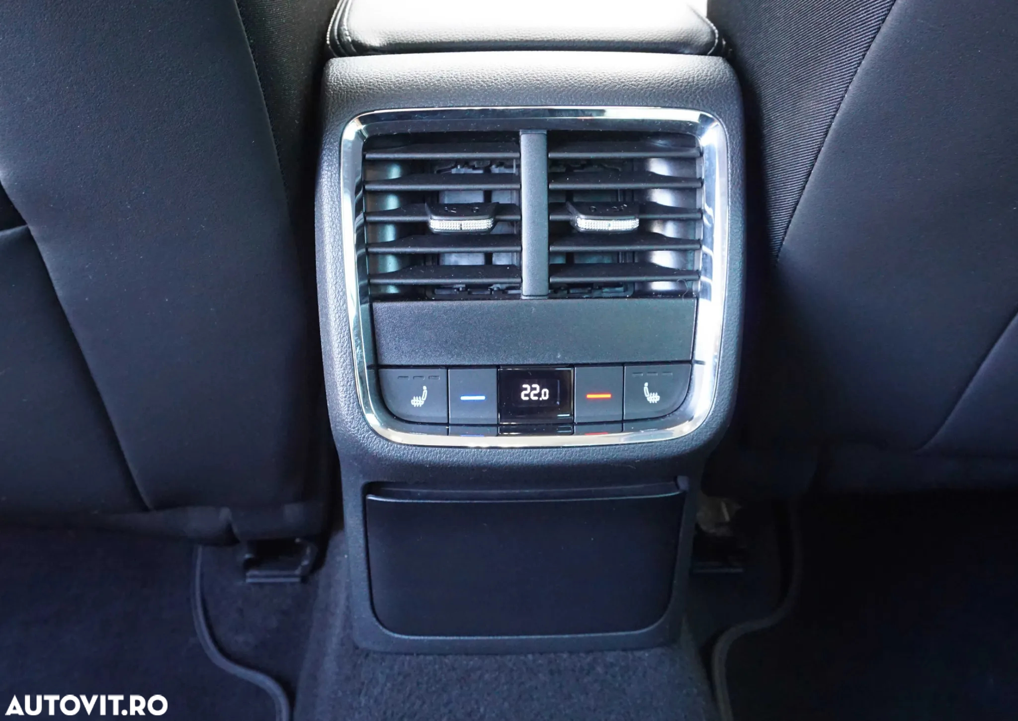 Skoda Octavia 1.5 TSI DSG MHEV Style - 32