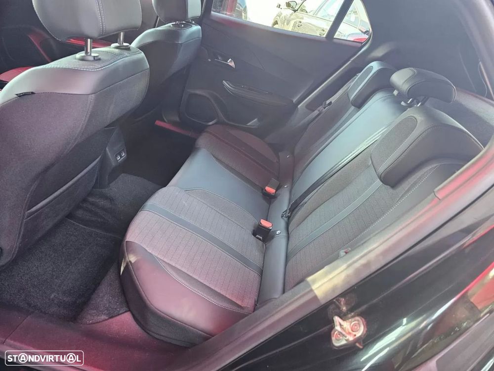 Peugeot e-2008 50 kWh Allure Pack - 9