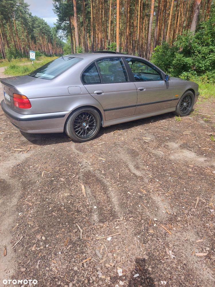 BMW Seria 5 - 4