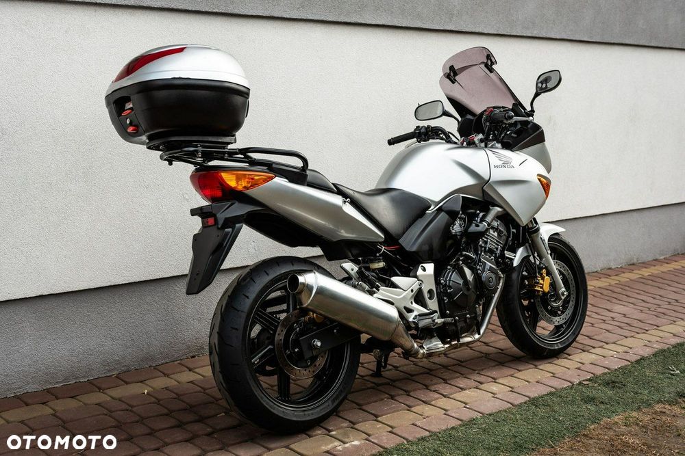 Honda CBF - 4