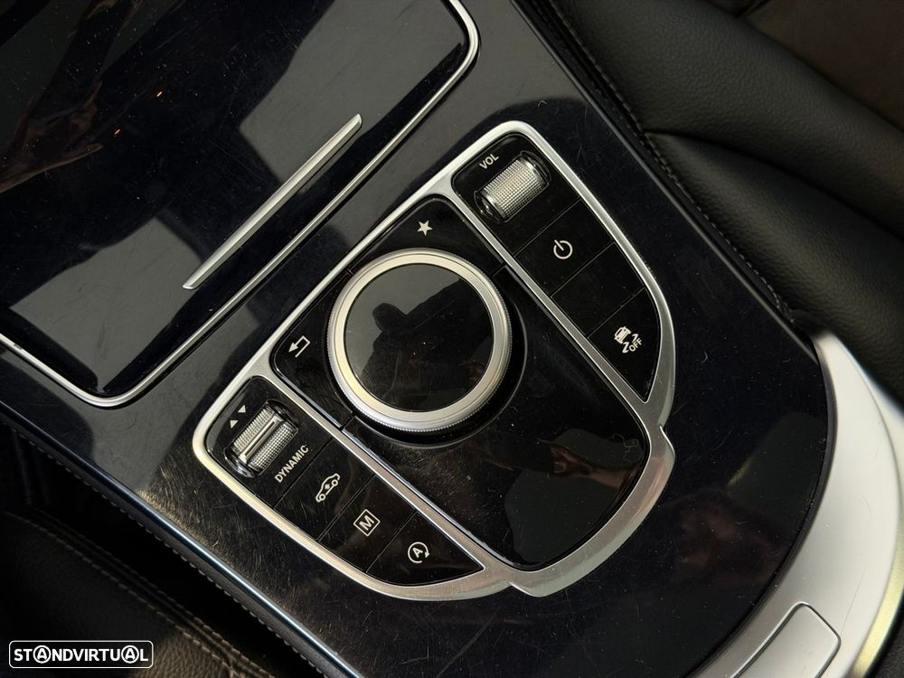 Mercedes-Benz GLC 220 d 4Matic 9G-TRONIC AMG Line - 24