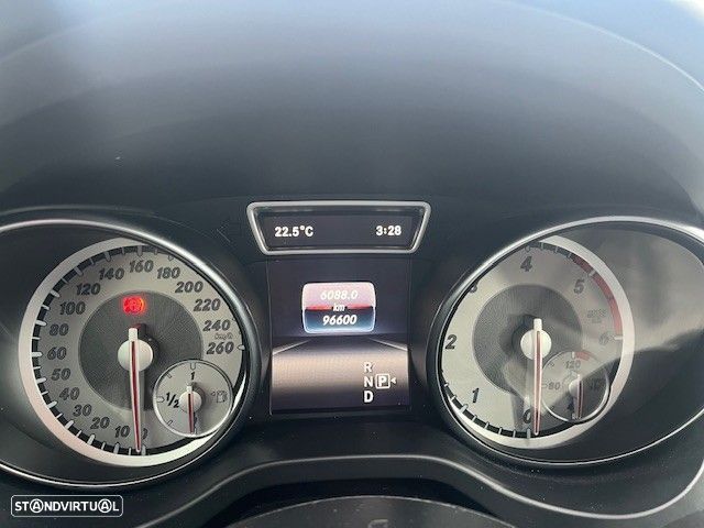 Mercedes-Benz GLA 180 CDi Aut. - 12