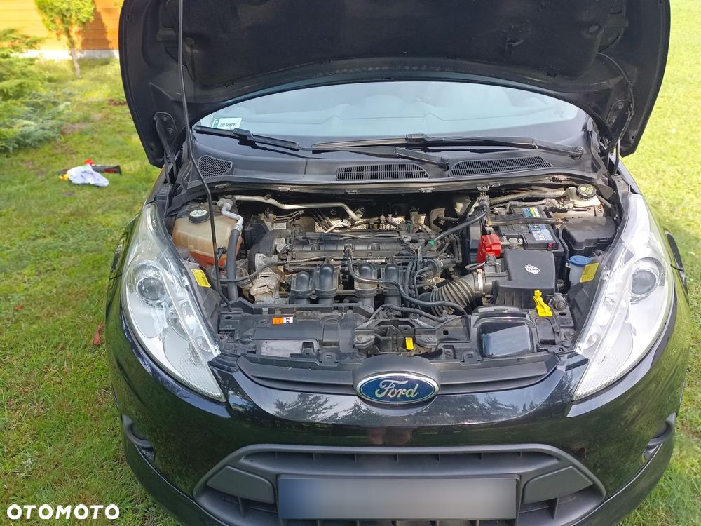 Ford Fiesta 1.6 Ti-VCT Sport - 21