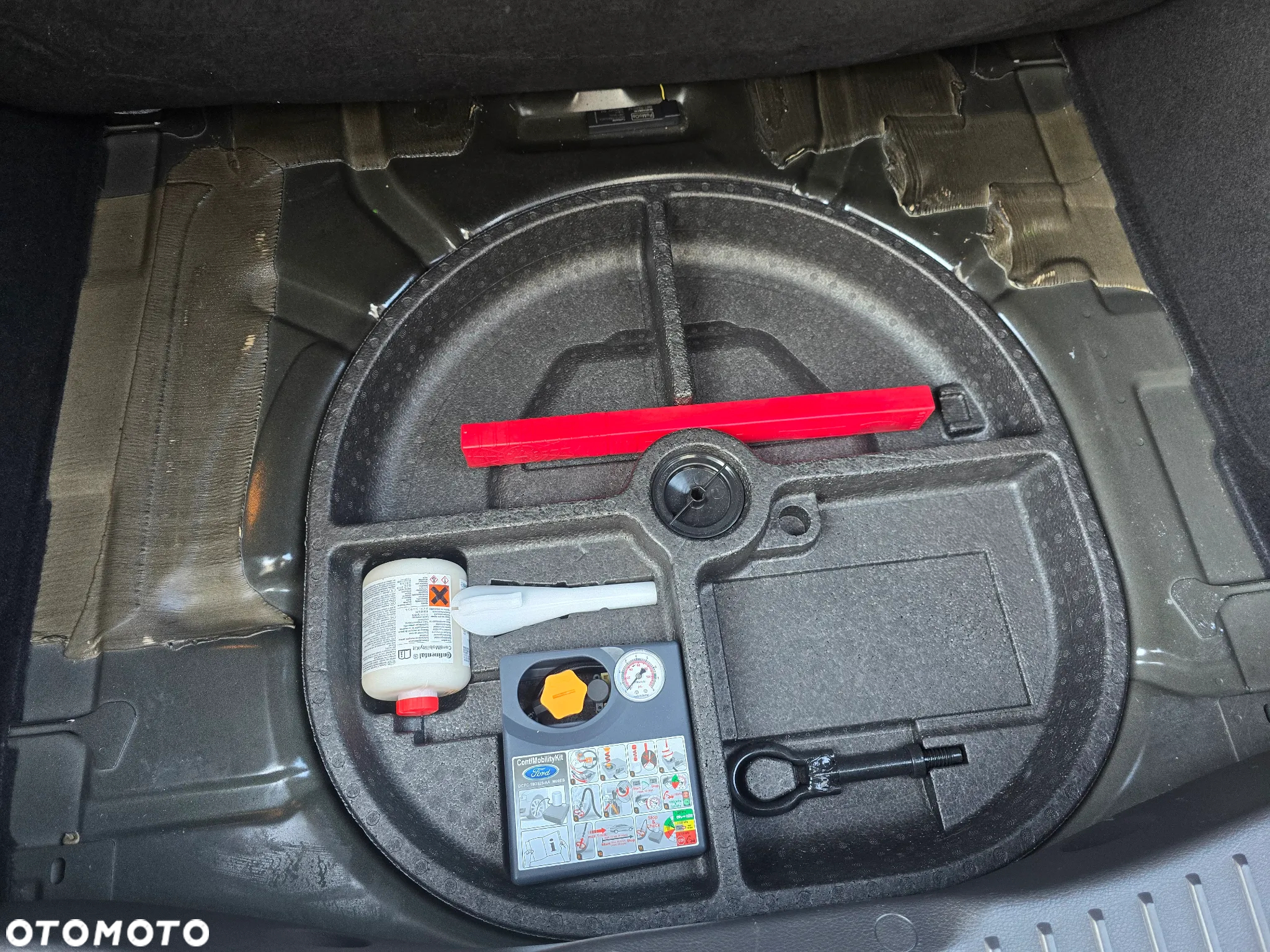 Ford Focus 2.0 EcoBoost ST mit Leder-Exclusiv-Paket - 16