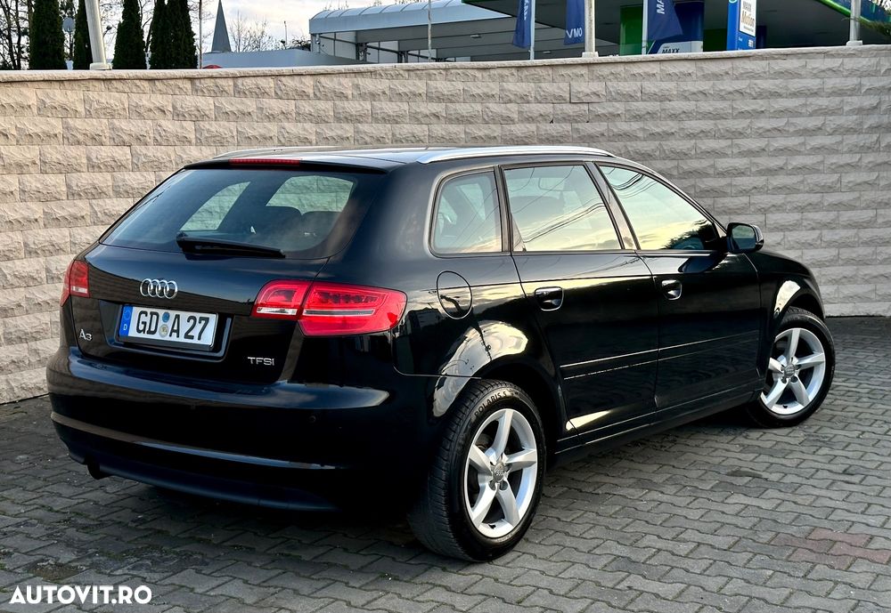 Audi A3 1.2 TFSI ack Attraction - 4