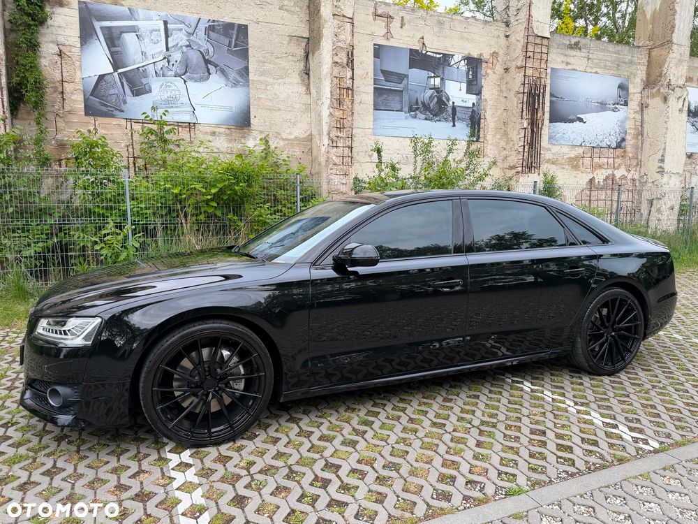Audi A8 - 11
