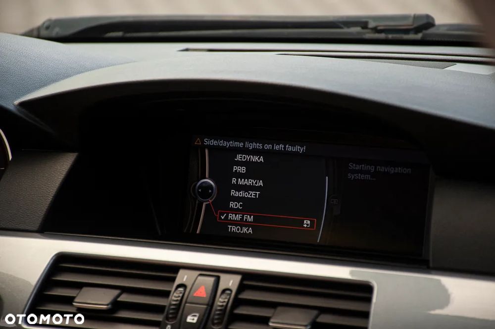 BMW Seria 5 525d - 22