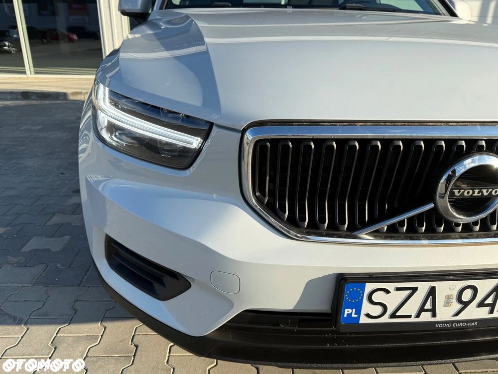 Volvo XC 40 T2 Momentum Core - 26