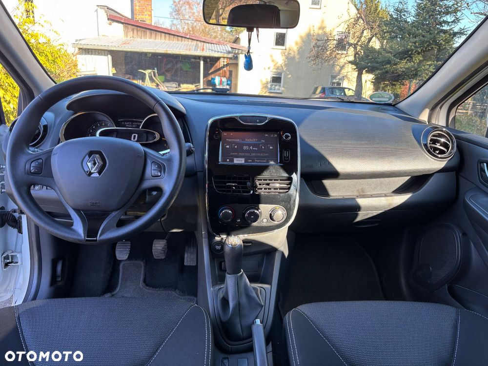 Renault Clio - 7