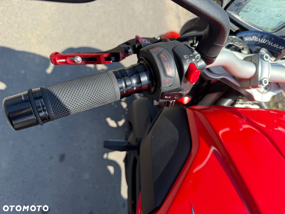 MV AGUSTA Brutale - 33