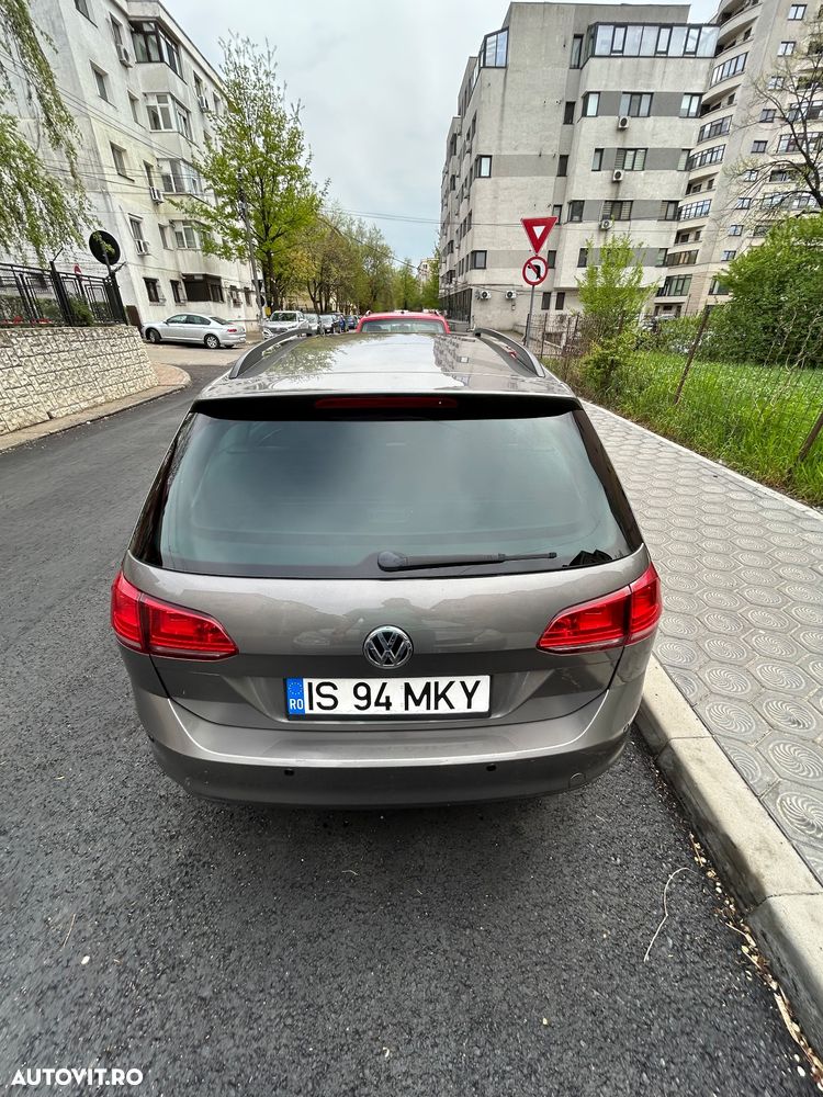 Volkswagen Golf - 4
