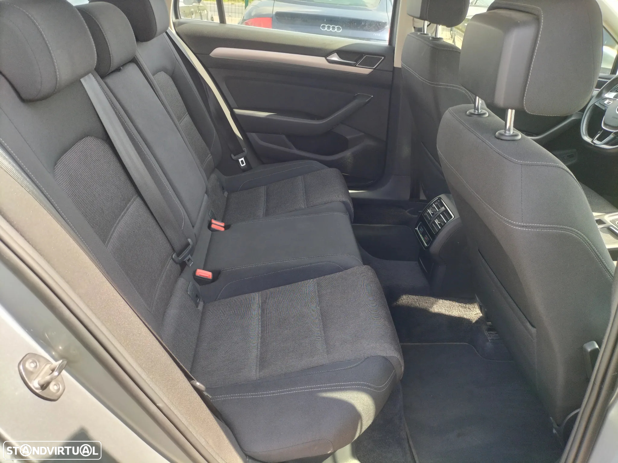 VW Passat Variant 2.0 TDi (BlueMotion ) Comfortline - 6
