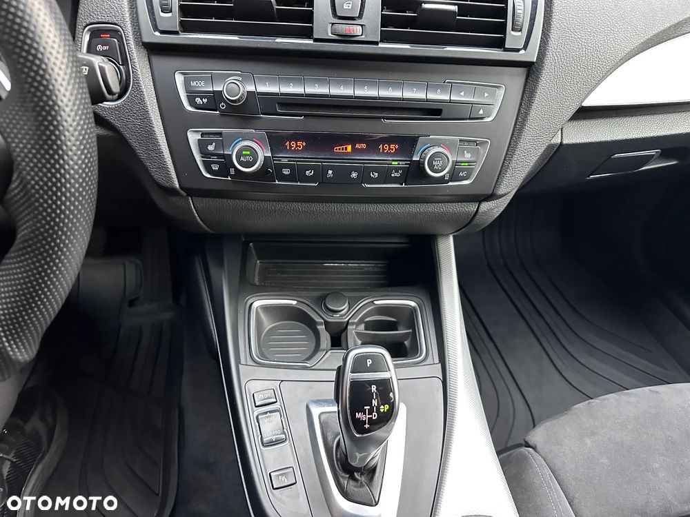 BMW Seria 1 M135i xDrive Sport-Aut - 27