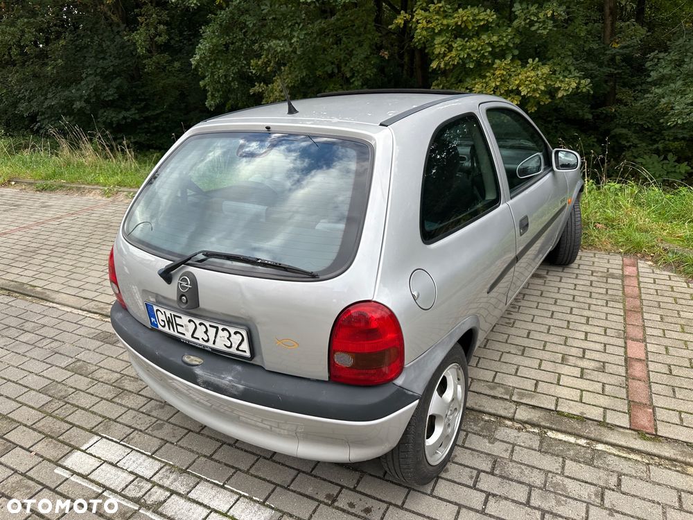 Opel Corsa 1.2 City 16v - 14