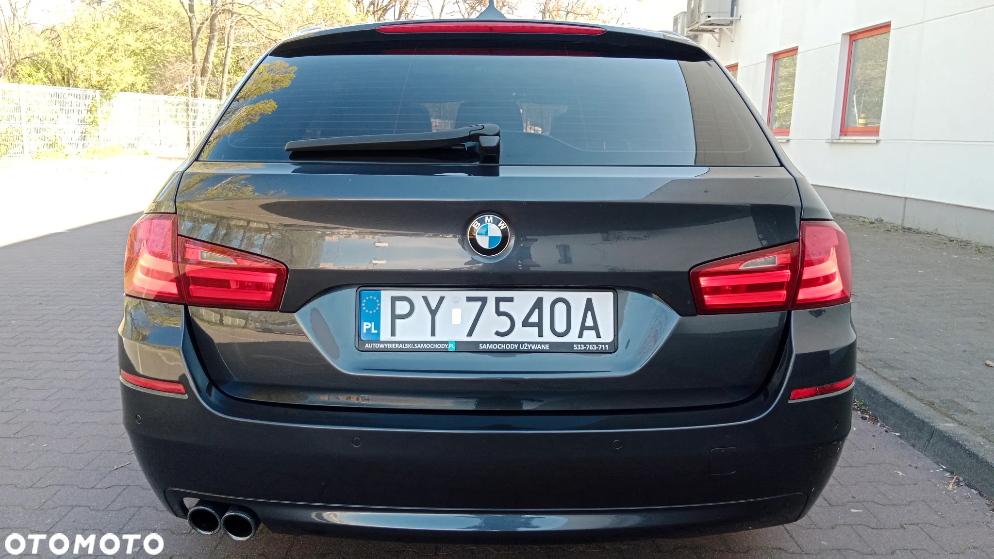 BMW Seria 5 520d - 23