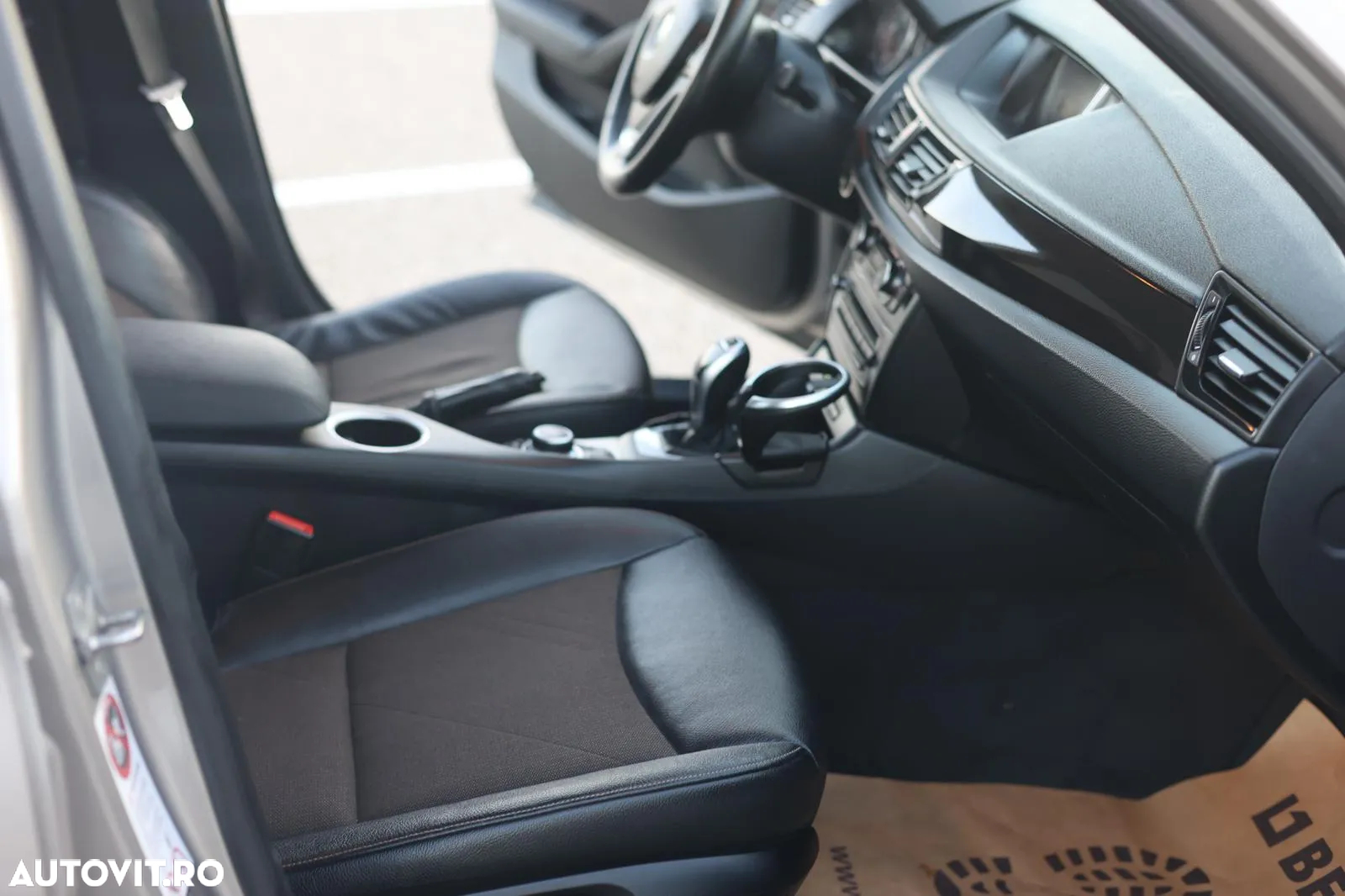BMW X1 xDrive20d Aut. xLine - 38