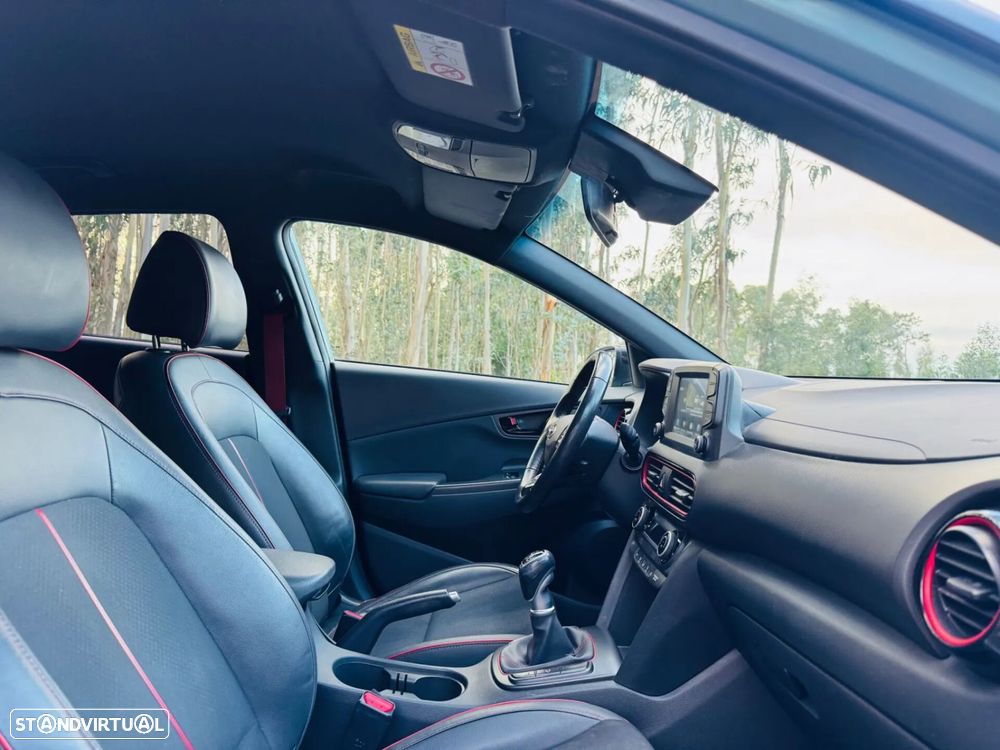 Hyundai Kauai 1.0 T-GDi Premium Pele/Tec.Vermelho - 34