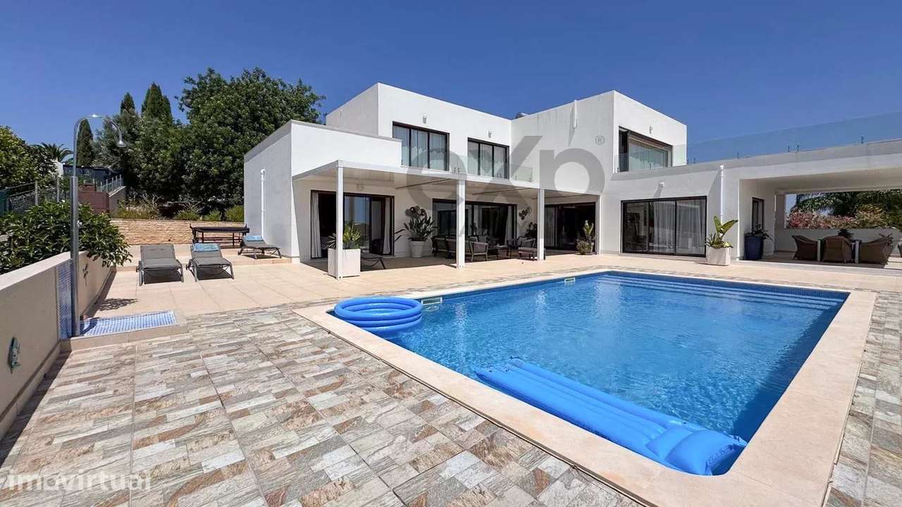Luxuosa Moradia T4 de 437 m² com Piscina – Mexilhoeira Grande, Portimã - Grande imagem: 2/60