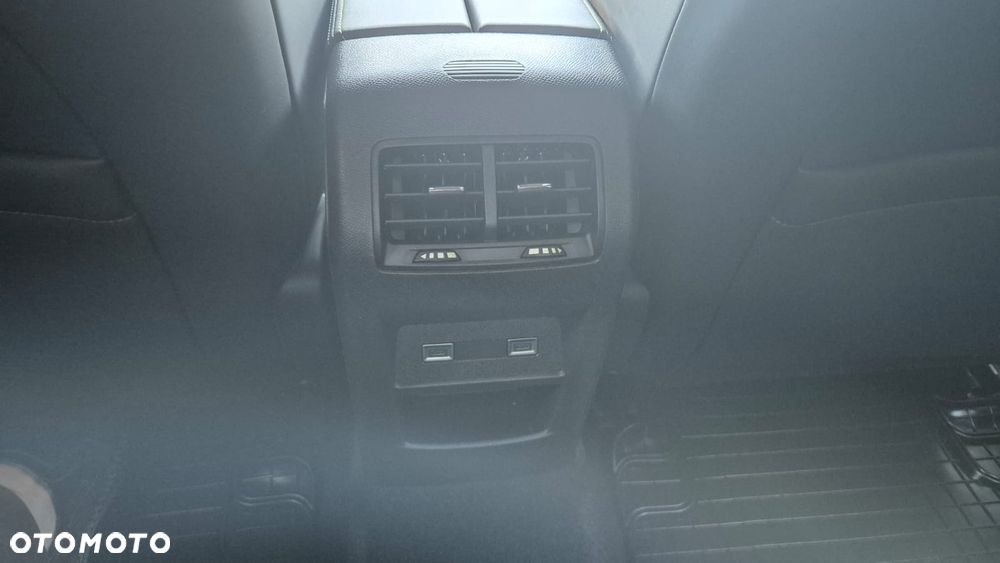 Peugeot 308 1.2 PureTech GT S&S EAT8 - 15