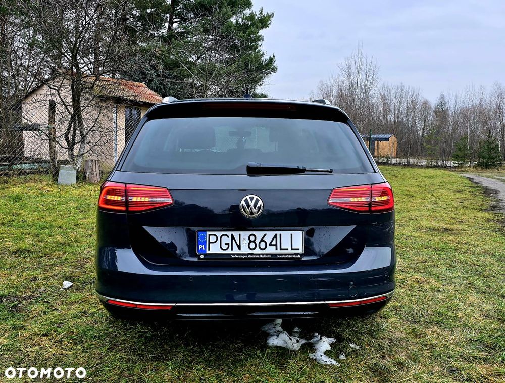 Volkswagen Passat 2.0 TDI (BlueMotion Technology) DSG Highline - 11