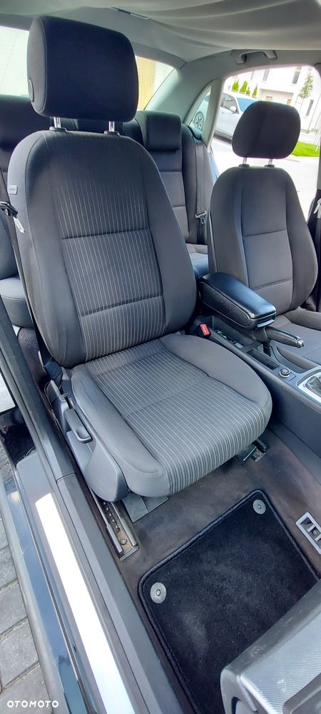 Audi A4 Limousine - 5