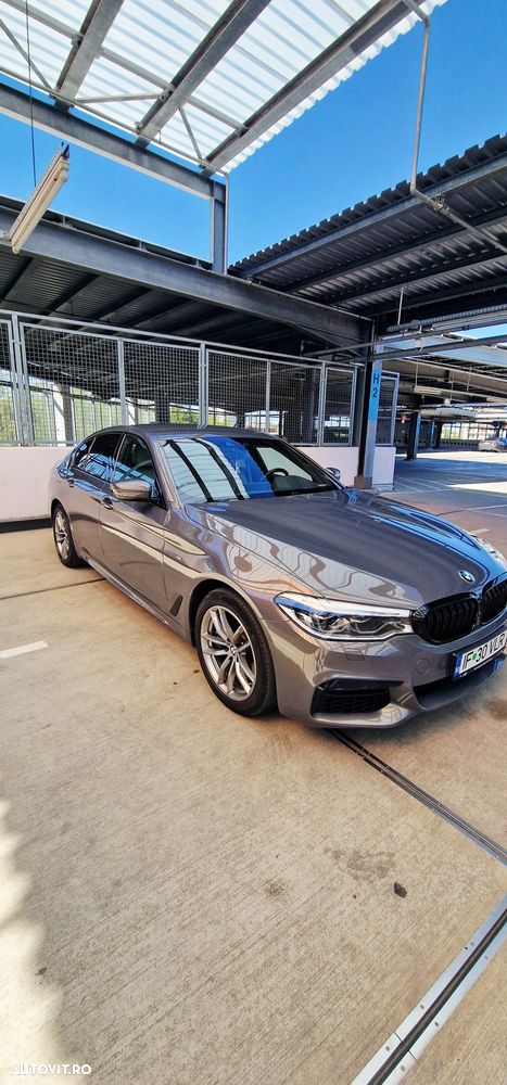 BMW Seria 5 530i xDrive AT - 1