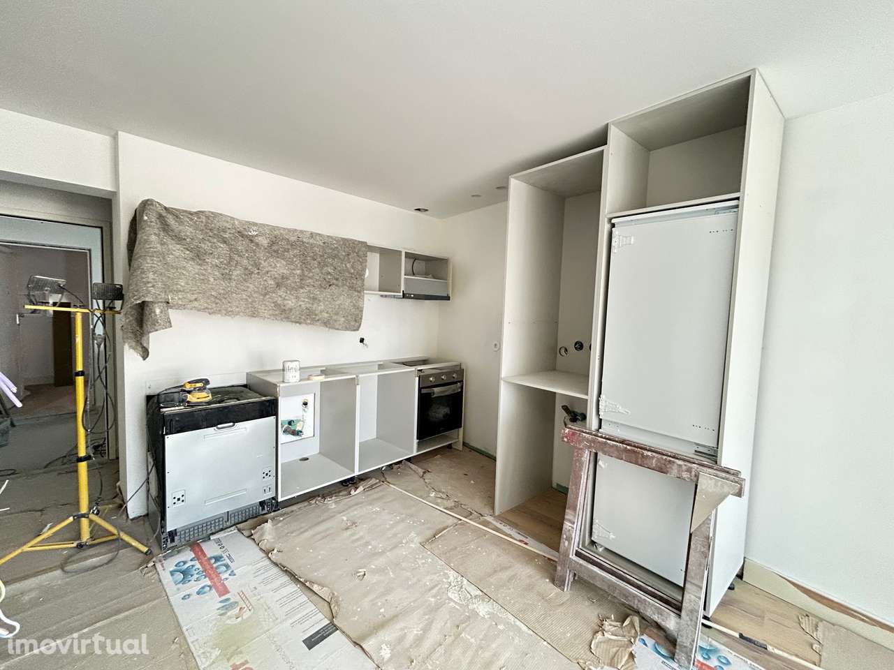 VENDE-SE T2 Duplex Novo c/ Cozinha Equipada no Centro de Braga - Grande imagem: 3/21