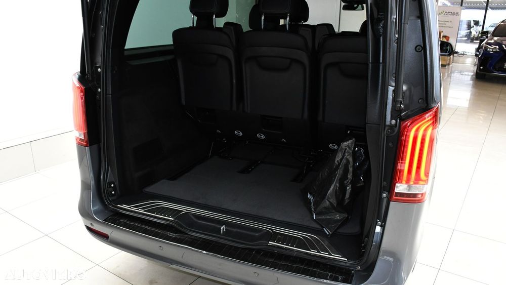 Mercedes-Benz V 300 d lang 4Matic 9G-TRONIC Avantgarde - 19