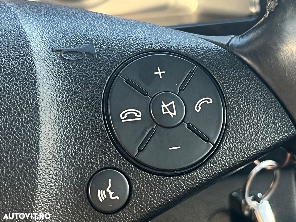 Mercedes-Benz GLK 220 BlueTEC 4Matic 7G-TRONIC - 30