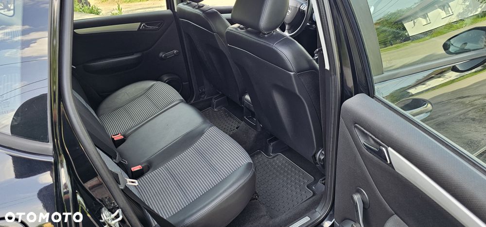 Mercedes-Benz Klasa A 150 Avantgarde Edition 10 - 27
