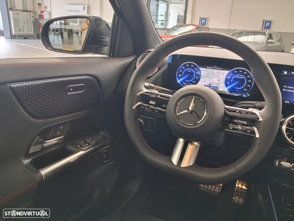 Mercedes-Benz EQA 250+ AMG Line - 17
