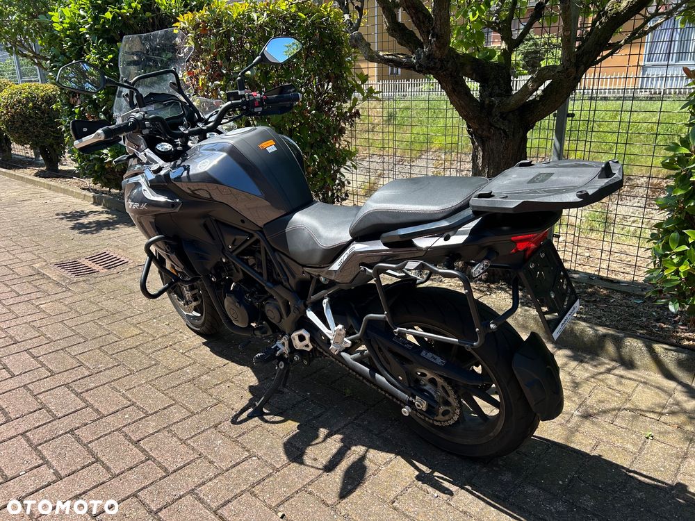 Benelli TRK 502 - 5