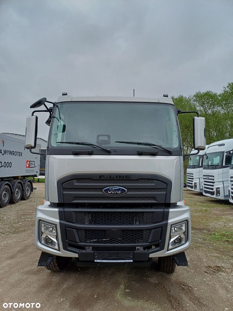 Ford F-LINE - 3