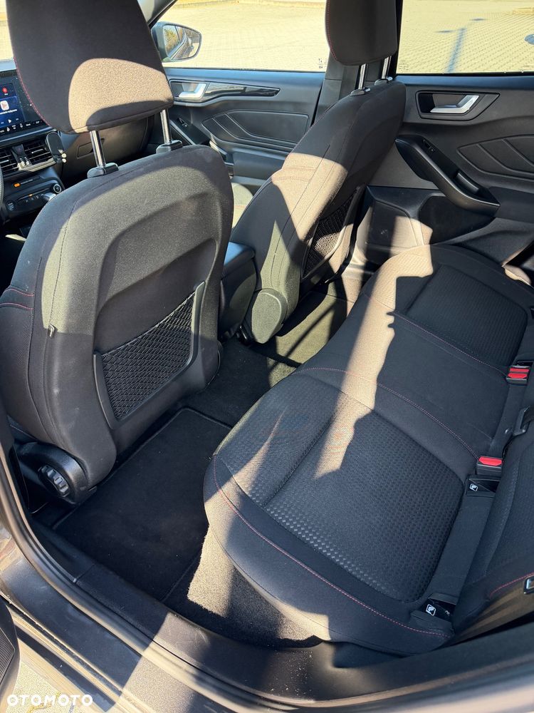 Ford Focus 1.0 EcoBoost mHEV ST-Line Design - 15