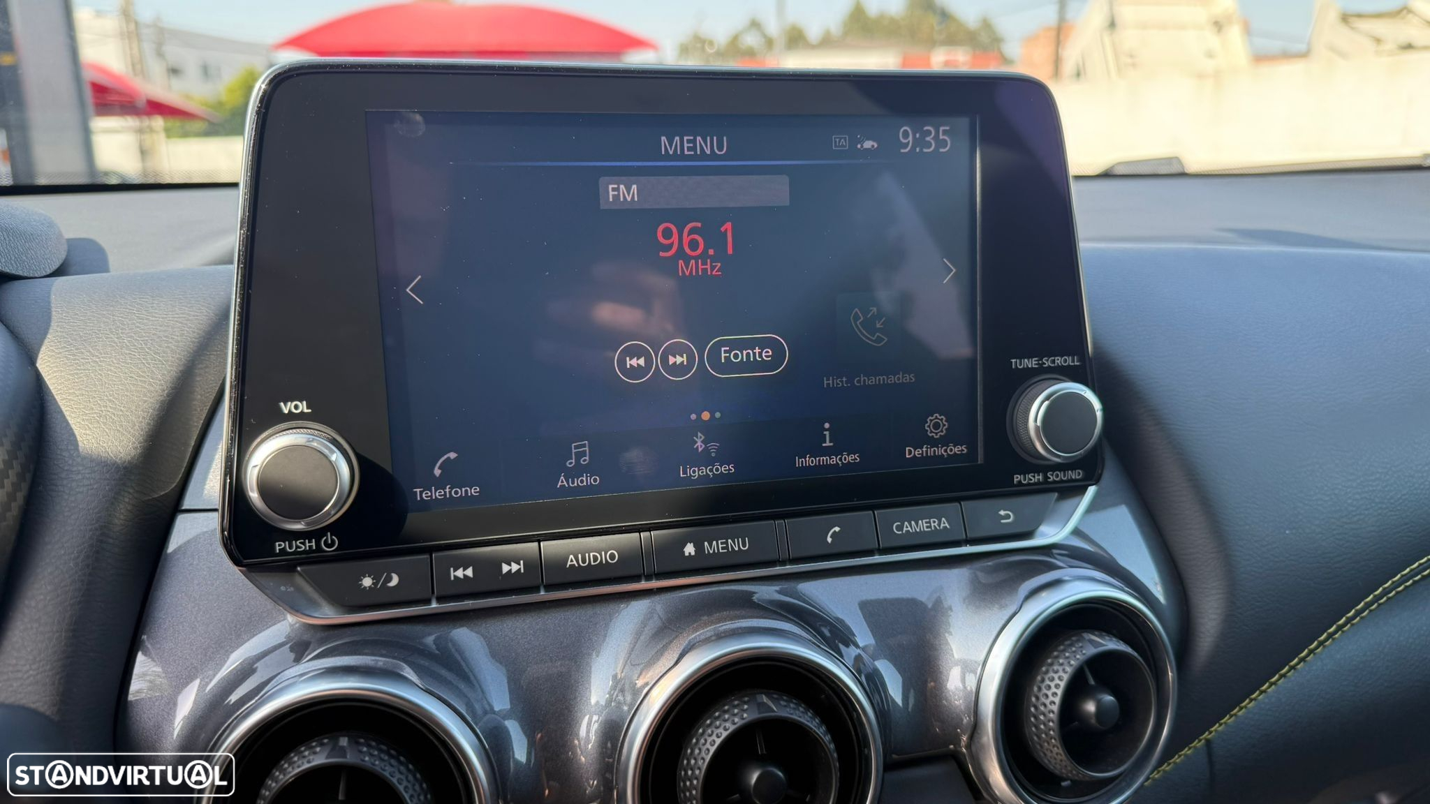 Nissan Juke 1.0 DIG-T Kiiro - 35