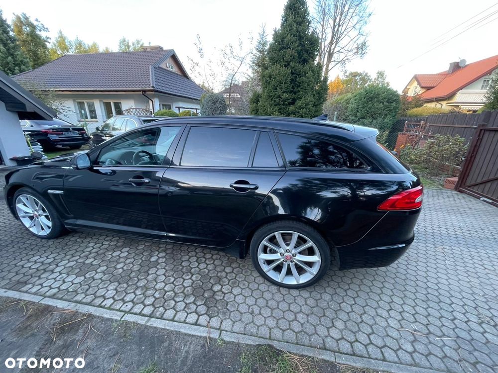 Jaguar XF 2.2 D Premium Luxury - 5