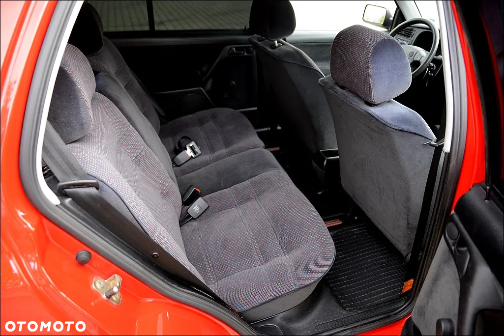 Volkswagen Vento - 23