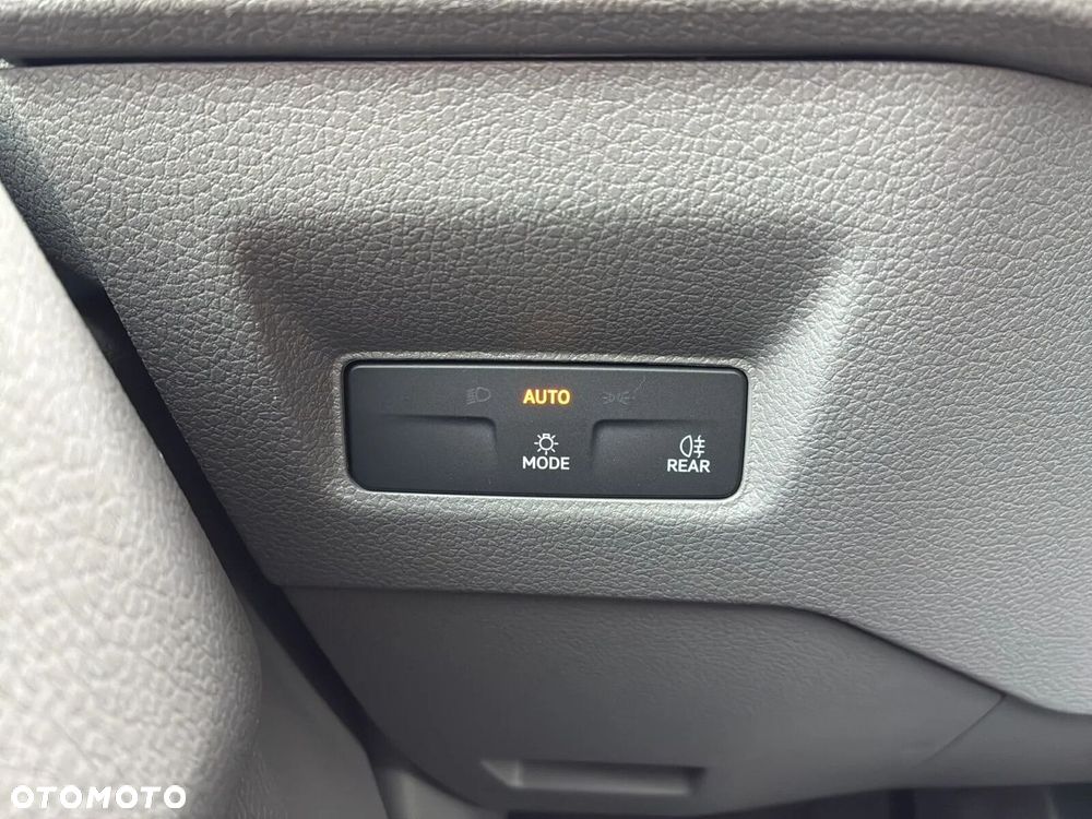 Volkswagen Crafter 35 Furgon LONG/L5H3, 2.0 BiTDI 140 KM, Wysoki dach, r. o. 4490mm - 32
