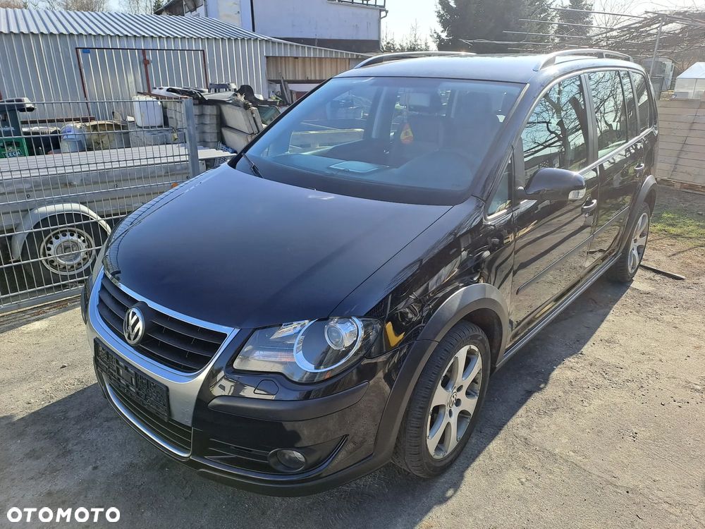 Volkswagen Touran 1.4 TSI STYLE - 1