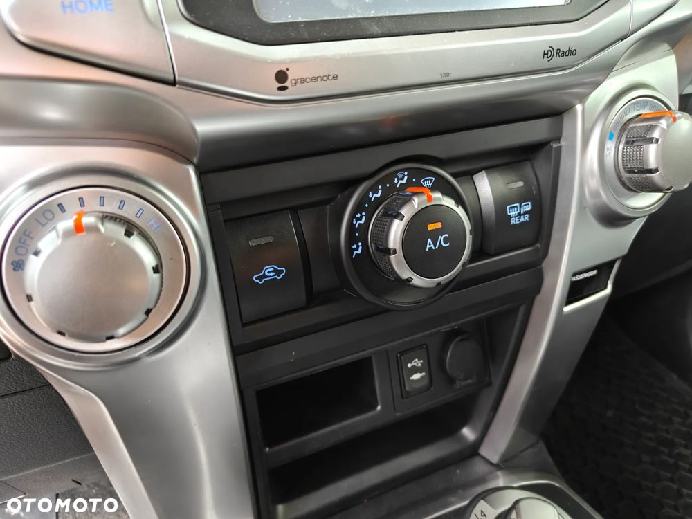 Toyota 4-Runner - 26