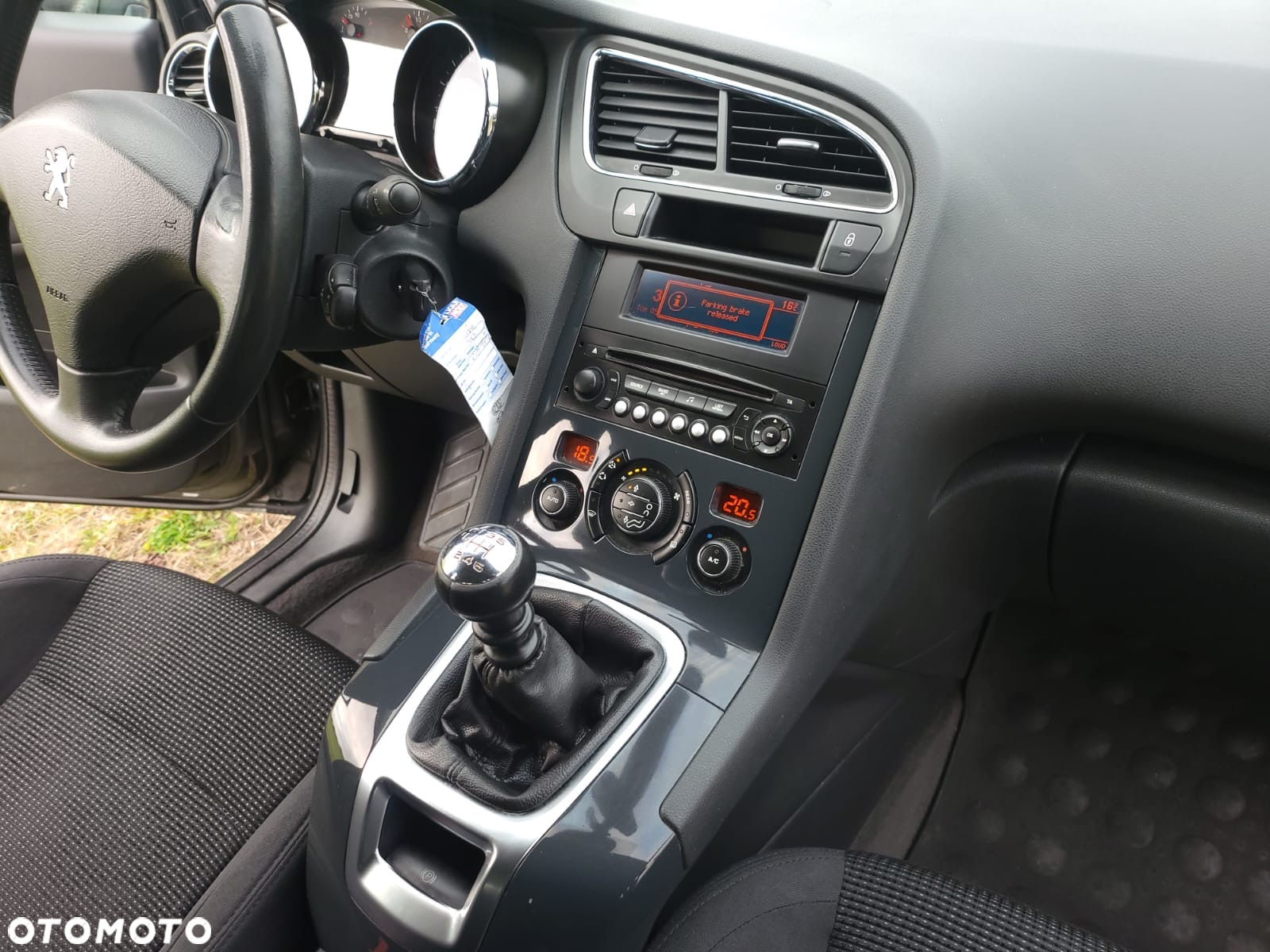Peugeot 5008 1.6 BlueHDI Allure S&S - 6