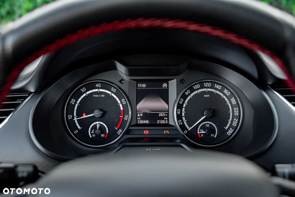 Skoda Octavia 2.0 TSI RS 230 - 31