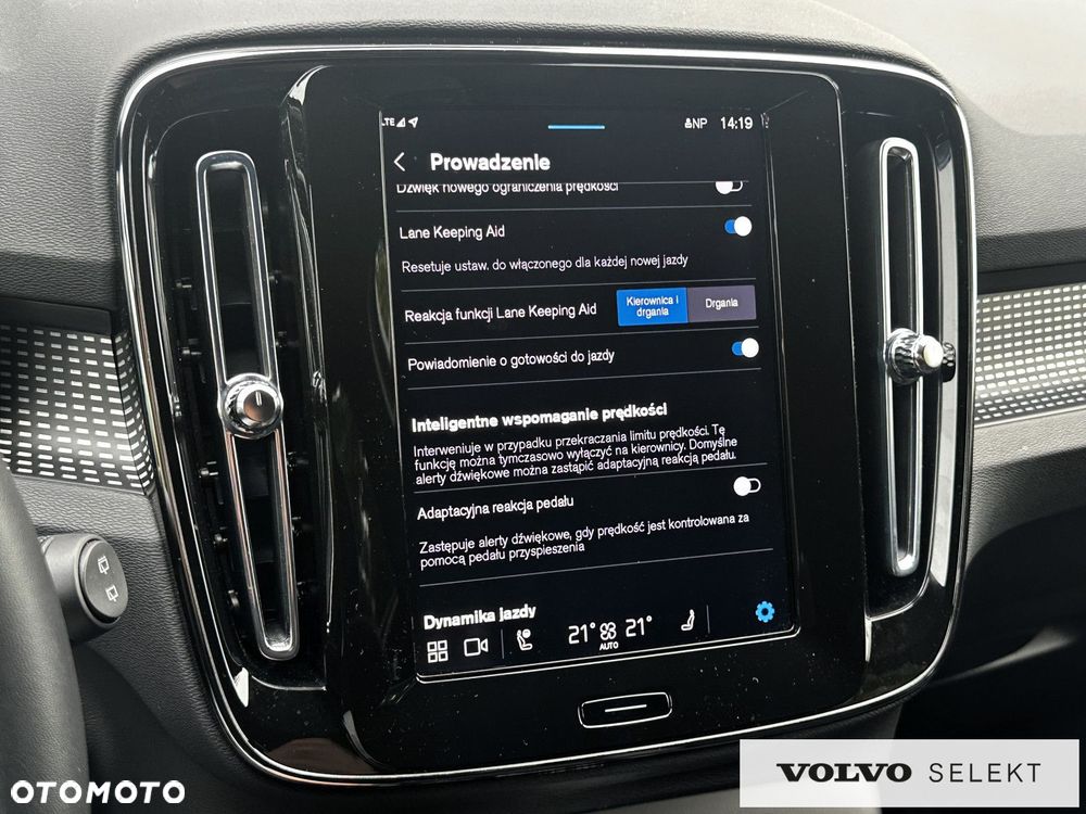 Volvo XC 40 - 29